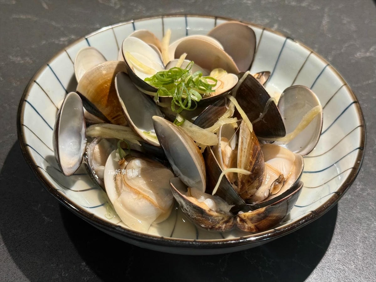南投埔里火鍋推薦｜渡之島日高鍋物，推牛奶鍋與海鮮拼盤、18度C冰淇淋（含菜單）