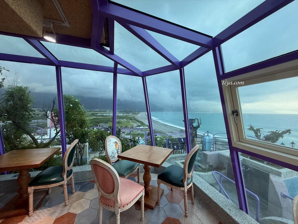 七星潭水上明月海景渡假旅店｜花蓮高級民宿一泊二食評價（晚餐/設施/泳池開箱）