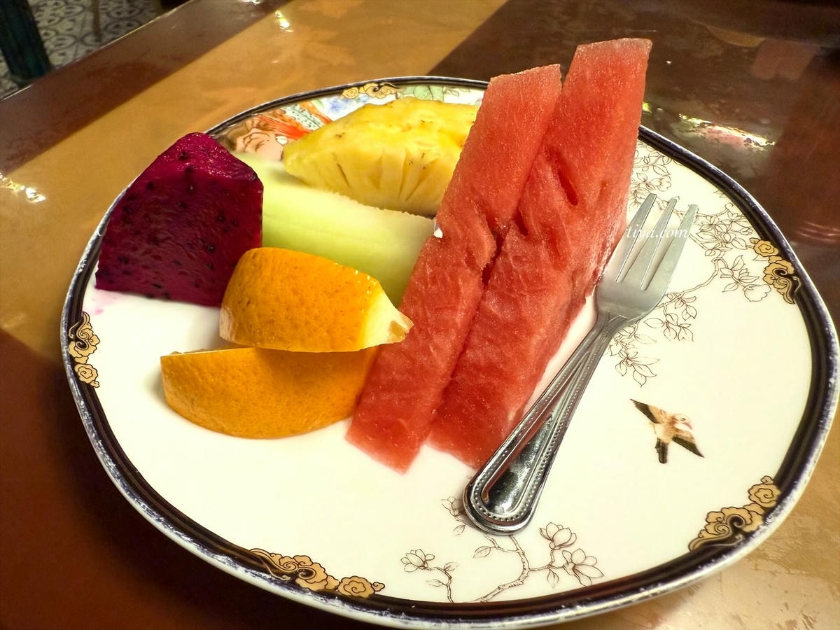七星潭水上明月海景渡假旅店｜花蓮高級民宿一泊二食評價（晚餐/設施/泳池開箱）