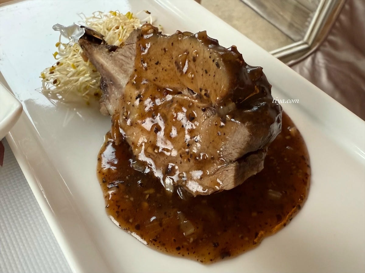 苗栗景點住宿|西湖渡假村 $1800/人一泊三食!還有親子樂園、動態實境恐龍特展 - 第27張圖 苗栗景點住宿|西湖渡假村 $1800/人一泊三食!還有親子樂園、動態實境恐龍特展