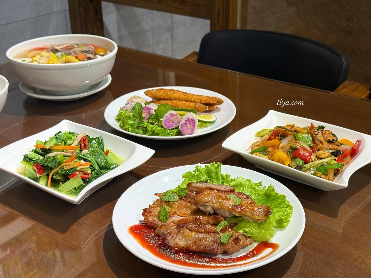 登美山莊|新竹住宿一泊二食,早晚餐超美味!賞山景、螢火蟲的世外桃源 - 第15張圖 登美山莊|新竹住宿一泊二食,早晚餐超美味!賞山景、螢火蟲的世外桃源