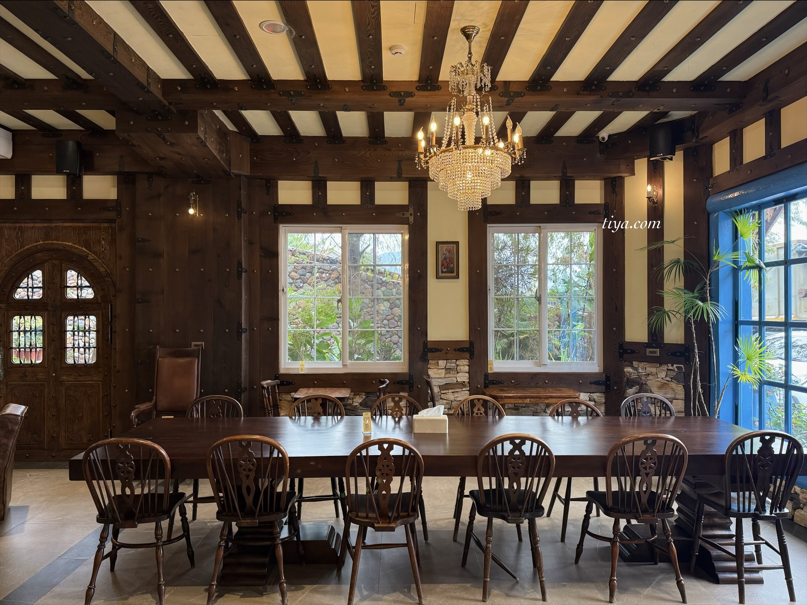 埔里民宿推薦|藍色城堡 X 茱諾法式甜點 住在城堡吃下午茶 - 第5張圖 埔里民宿推薦|藍色城堡 X 茱諾法式甜點 住在城堡吃下午茶