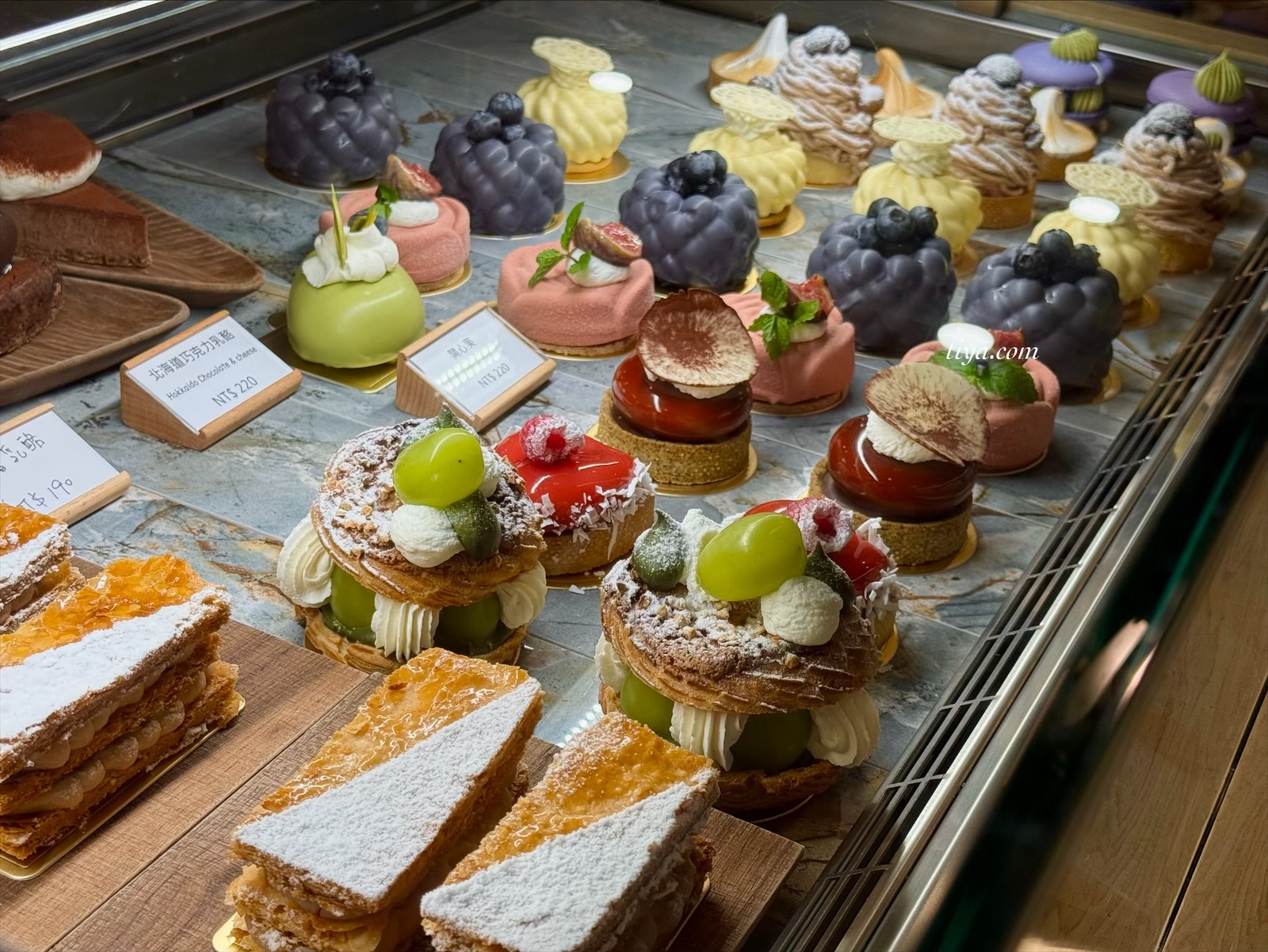 埔里民宿推薦|藍色城堡 X 茱諾法式甜點 住在城堡吃下午茶 - 第11張圖 埔里民宿推薦|藍色城堡 X 茱諾法式甜點 住在城堡吃下午茶