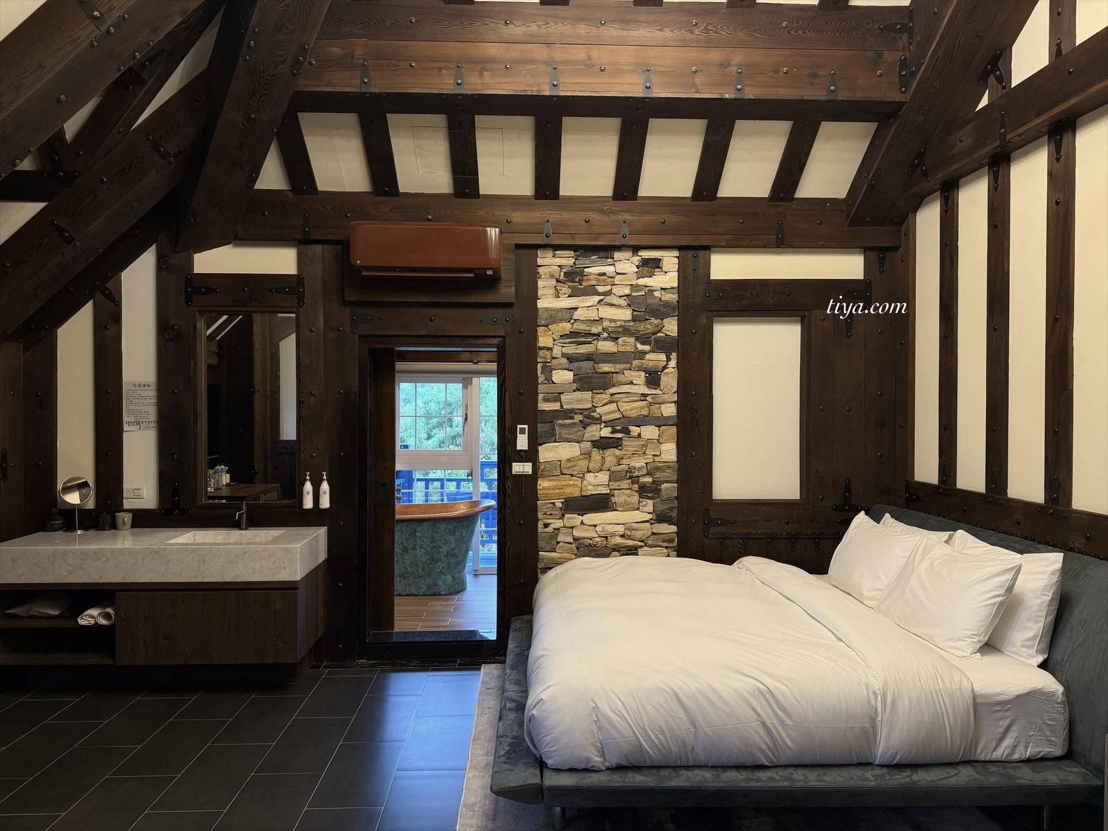 埔里民宿推薦|藍色城堡 X 茱諾法式甜點 住在城堡吃下午茶 - 第19張圖 埔里民宿推薦|藍色城堡 X 茱諾法式甜點 住在城堡吃下午茶