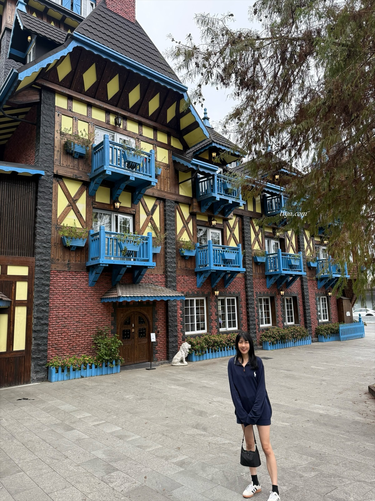 埔里民宿推薦|藍色城堡 X 茱諾法式甜點 住在城堡吃下午茶 - 第3張圖 埔里民宿推薦|藍色城堡 X 茱諾法式甜點 住在城堡吃下午茶