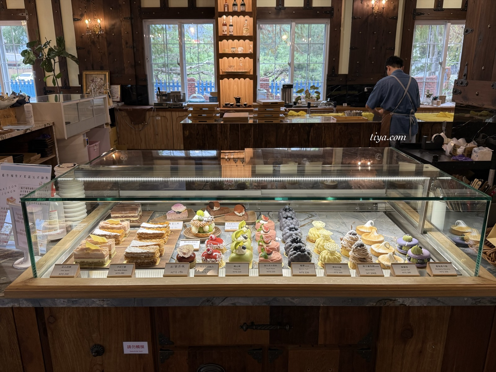 埔里民宿推薦|藍色城堡 X 茱諾法式甜點 住在城堡吃下午茶 - 第10張圖 埔里民宿推薦|藍色城堡 X 茱諾法式甜點 住在城堡吃下午茶