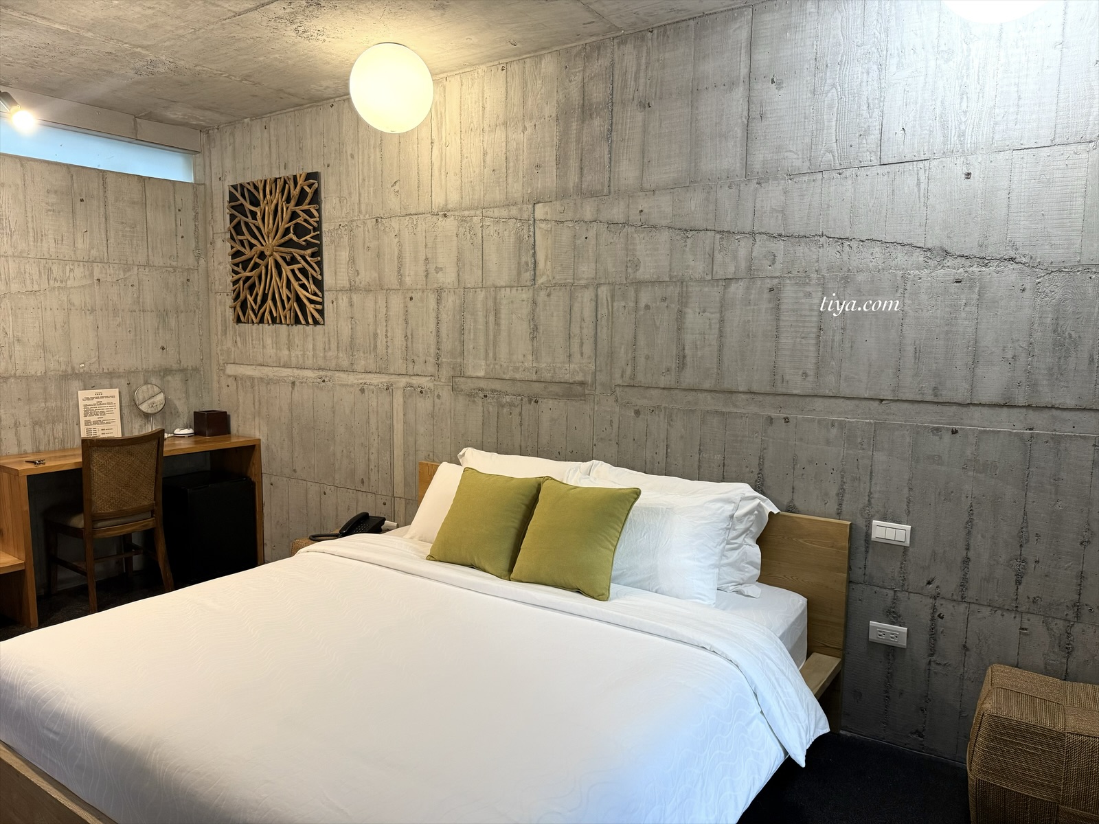 宜蘭寵物友善民宿｜有朋會館，會呼吸的清水模綠建築，鄰近三層坪、望龍埤