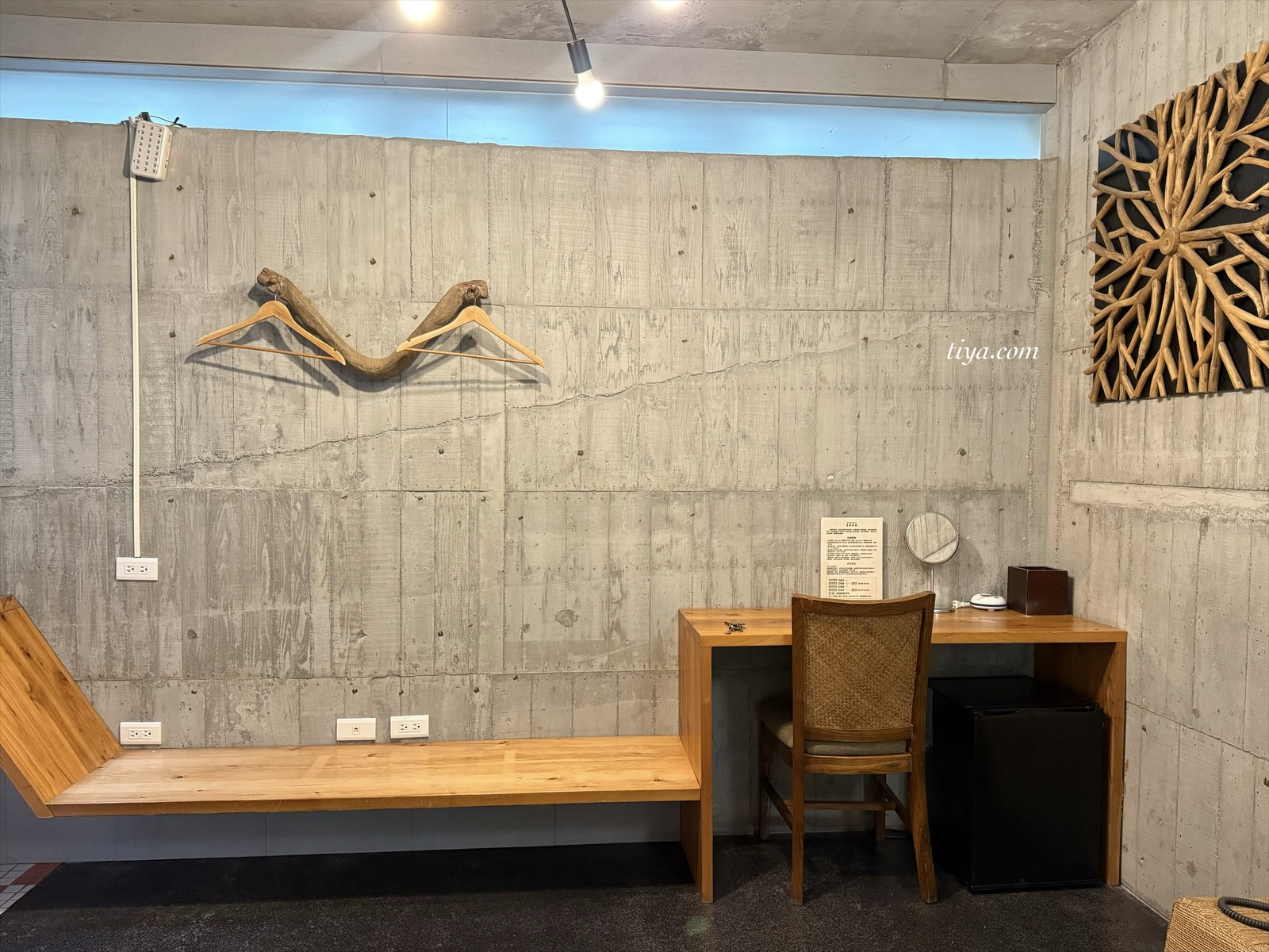 宜蘭寵物友善民宿｜有朋會館，會呼吸的清水模綠建築，鄰近三層坪、望龍埤