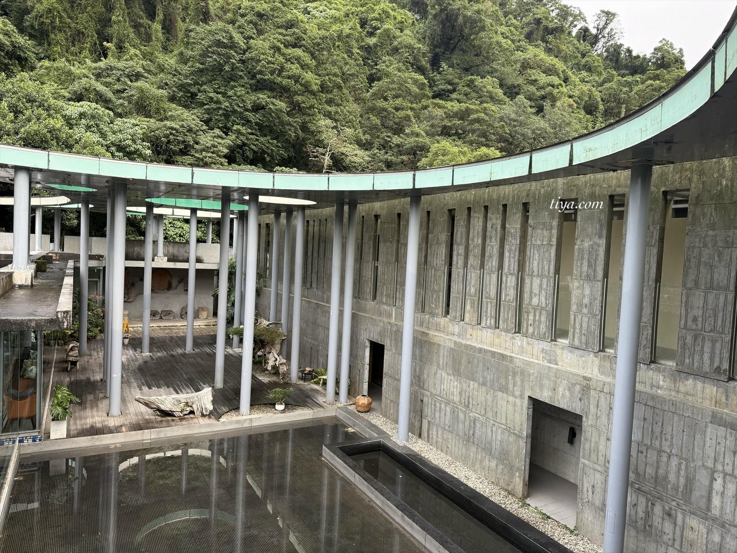 宜蘭寵物友善民宿|有朋會館,會呼吸的清水模綠建築,鄰近三層坪、望龍埤 - 第10張圖 宜蘭寵物友善民宿|有朋會館,會呼吸的清水模綠建築,鄰近三層坪、望龍埤