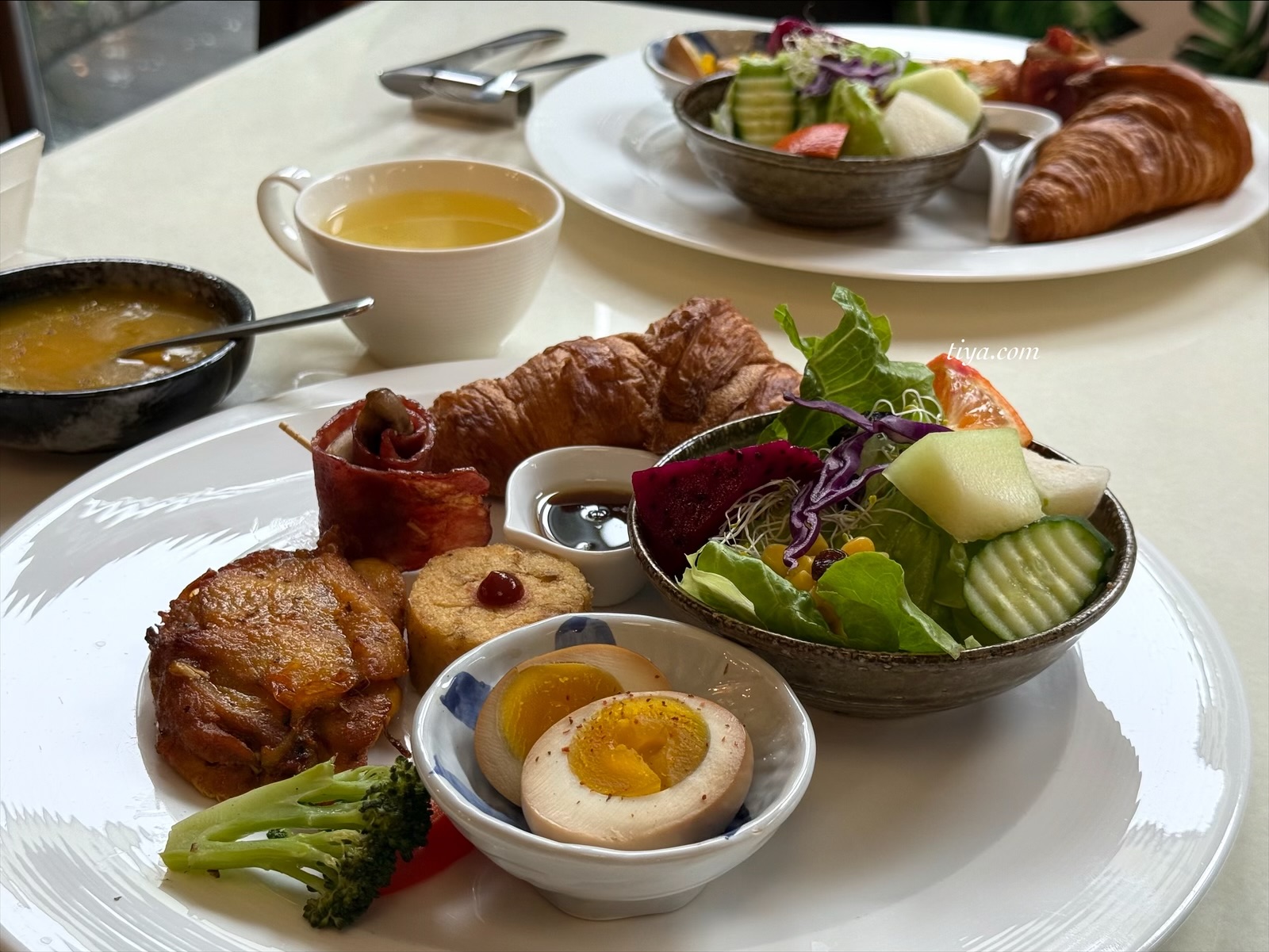 宜蘭寵物友善民宿｜有朋會館，會呼吸的清水模綠建築，鄰近三層坪、望龍埤