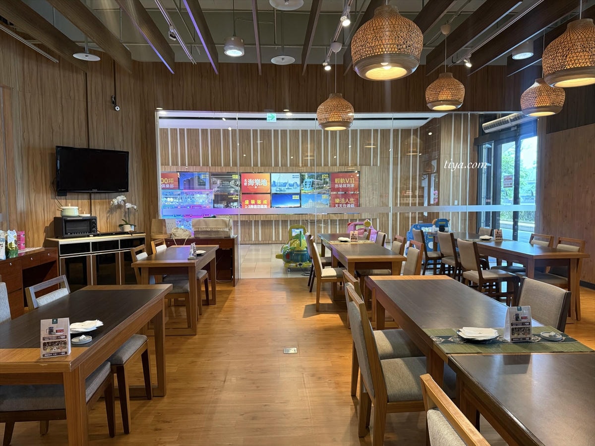 淡水福容大飯店住宿推薦|蜜月套房開箱、早晚餐自助餐評價與泡湯設施 - 第42張圖 淡水福容大飯店住宿推薦|蜜月套房開箱、早晚餐自助餐評價與泡湯設施