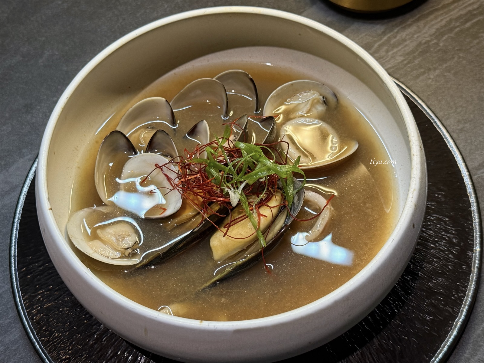 四月餐酒館Fuzzy April|台北市民大道餐酒館推薦,特色調酒與創意料理一次滿足 - 第12張圖 四月餐酒館Fuzzy April|台北市民大道餐酒館推薦,特色調酒與創意料理一次滿足