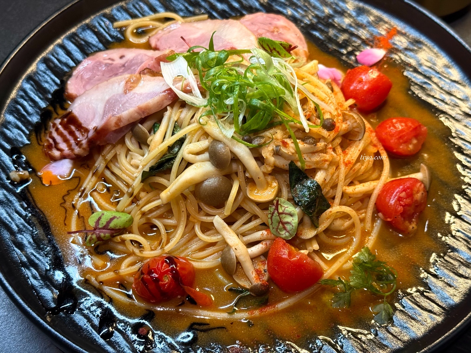 四月餐酒館Fuzzy April|台北市民大道餐酒館推薦,特色調酒與創意料理一次滿足 - 第9張圖 四月餐酒館Fuzzy April|台北市民大道餐酒館推薦,特色調酒與創意料理一次滿足