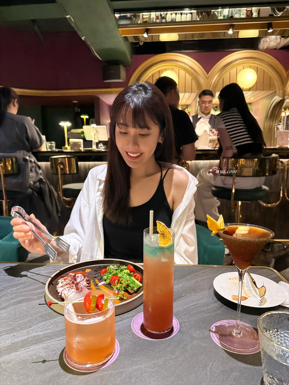 四月餐酒館Fuzzy April|台北市民大道餐酒館推薦,特色調酒與創意料理一次滿足 - 第6張圖 四月餐酒館Fuzzy April|台北市民大道餐酒館推薦,特色調酒與創意料理一次滿足