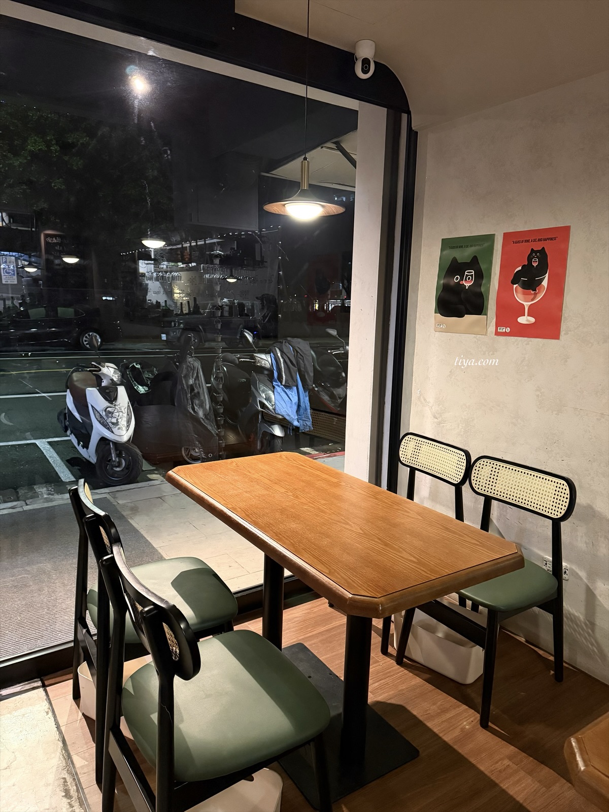 2Twenty Bistro|中山區餐酒館推薦,餐點精緻,道道驚艷!(含菜單) - 第2張圖 2Twenty Bistro|中山區餐酒館推薦,餐點精緻,道道驚艷!(含菜單)