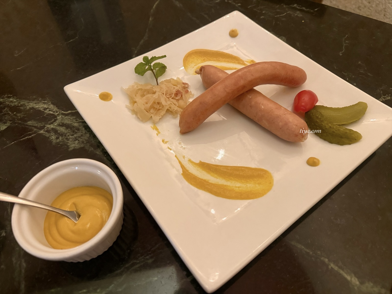 宜蘭礁溪異國料理|艾德堡德國美食餐廳、艾德堡德國城堡民宿,住城堡吃德國豬腳 - 第12張圖 宜蘭礁溪異國料理|艾德堡德國美食餐廳、艾德堡德國城堡民宿,住城堡吃德國豬腳